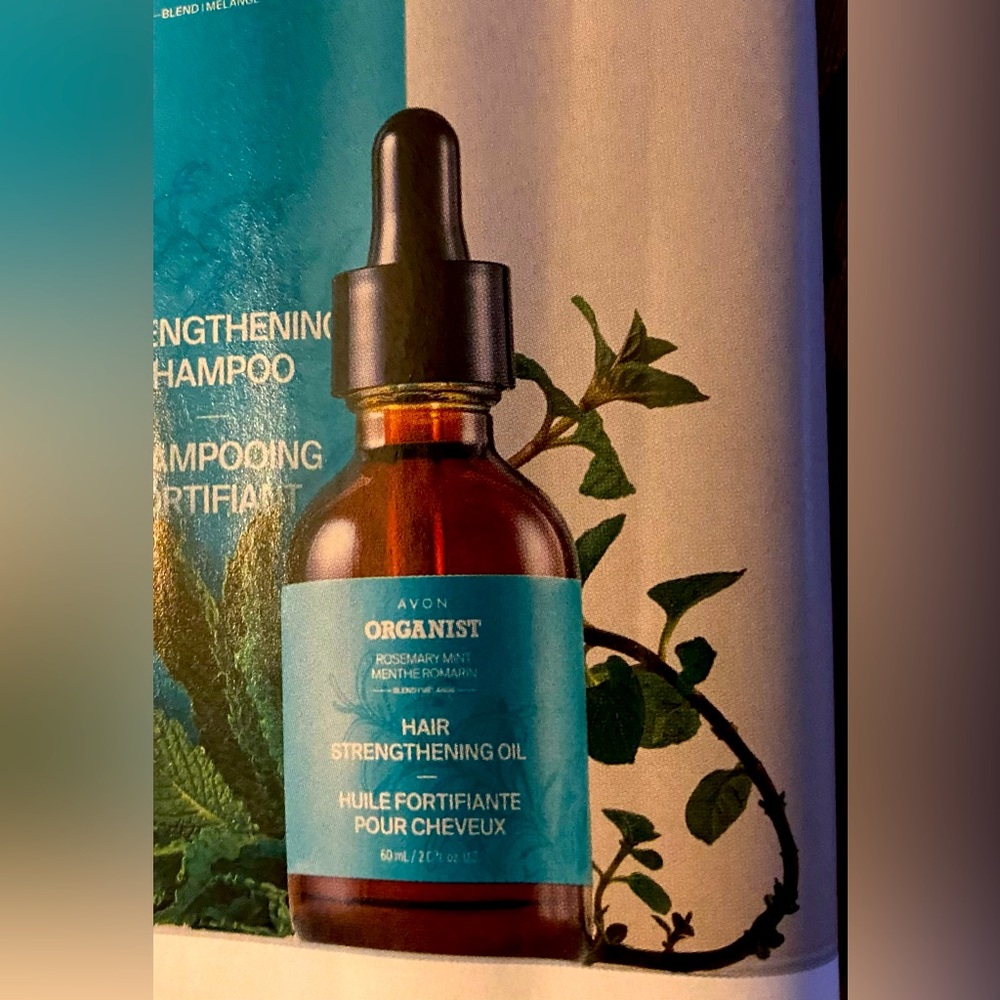 Avon Hair Strengthening Oil treatment. New $13